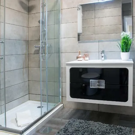 Belas Artes By Guestify